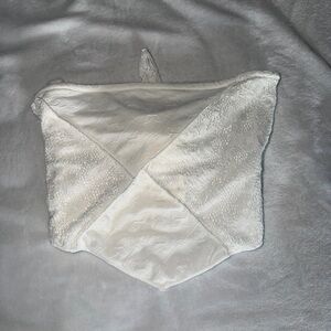 White textured crop top